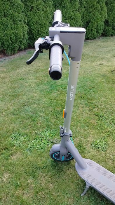 Hulajnoga Motus scooty 10