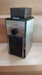 Młynek do kawy DeLonghi KG89 Żarnowy