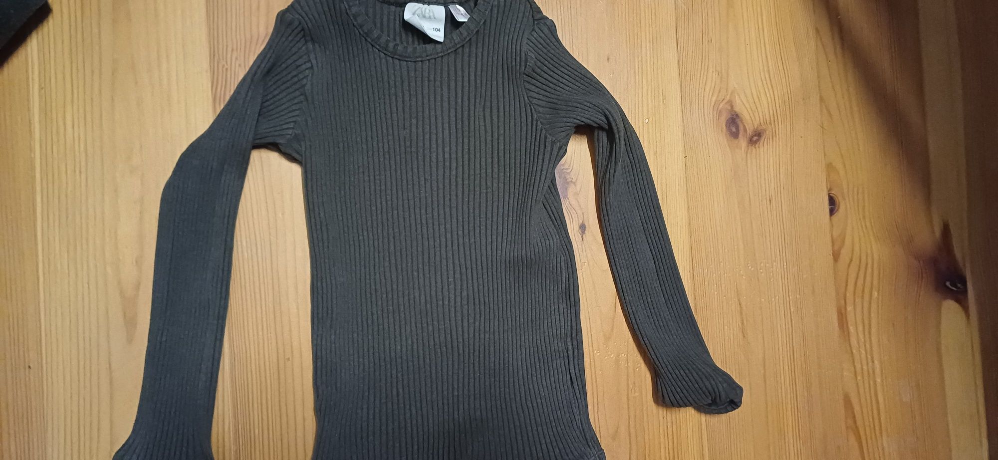 Bluzka Zara 104 elastyczna