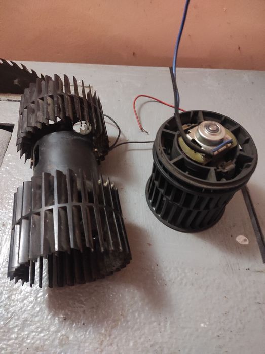 Педаль на газ,ось,редуктор, моторчик на печьку.,