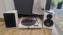 Gramofon Pro-Ject Jukebox E all-in-one z wkładką OM5e Biały