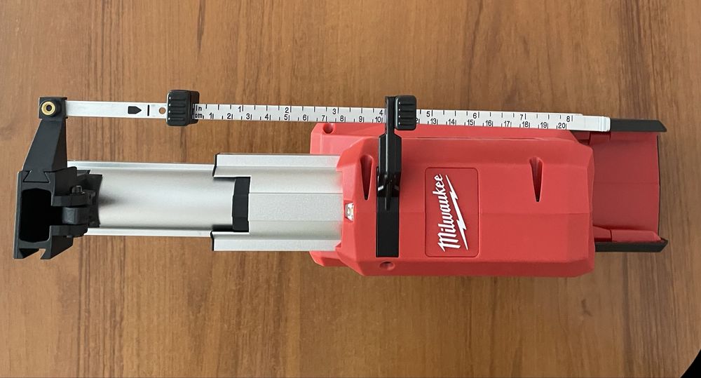 Milwaukee Odsysacz pyłu M18 32 MM M18 FPDDEXL