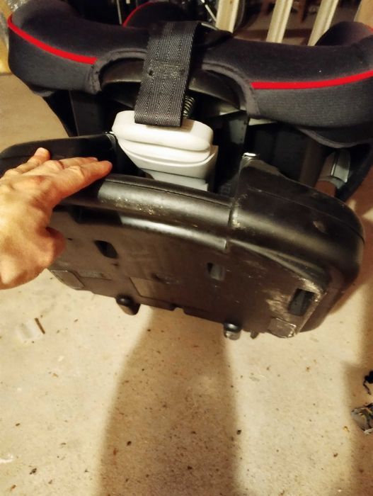 Cadeira GRACO para transportar bebé e criança em carro