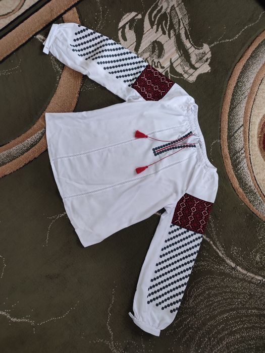 Вишиванка жіноча