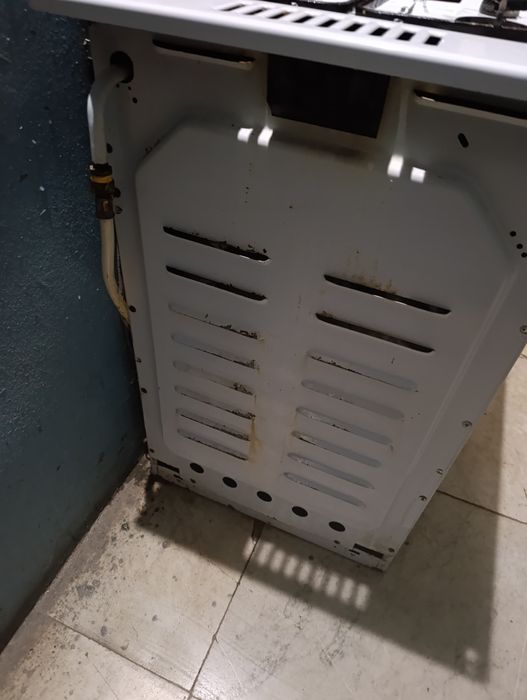 Продам- Газовая плита