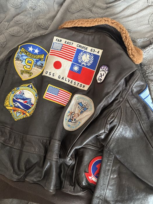 Продам оригинальную курточку COCKPIT JACKET TYPE G-1