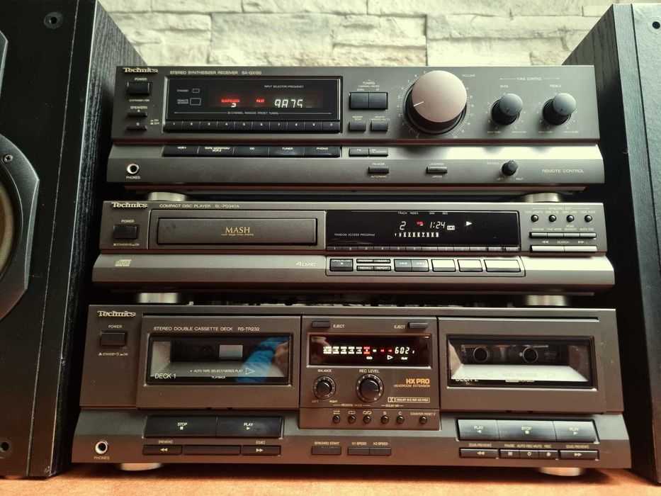 Technics wieża stereo z pilotem do obsługi całego zestawu