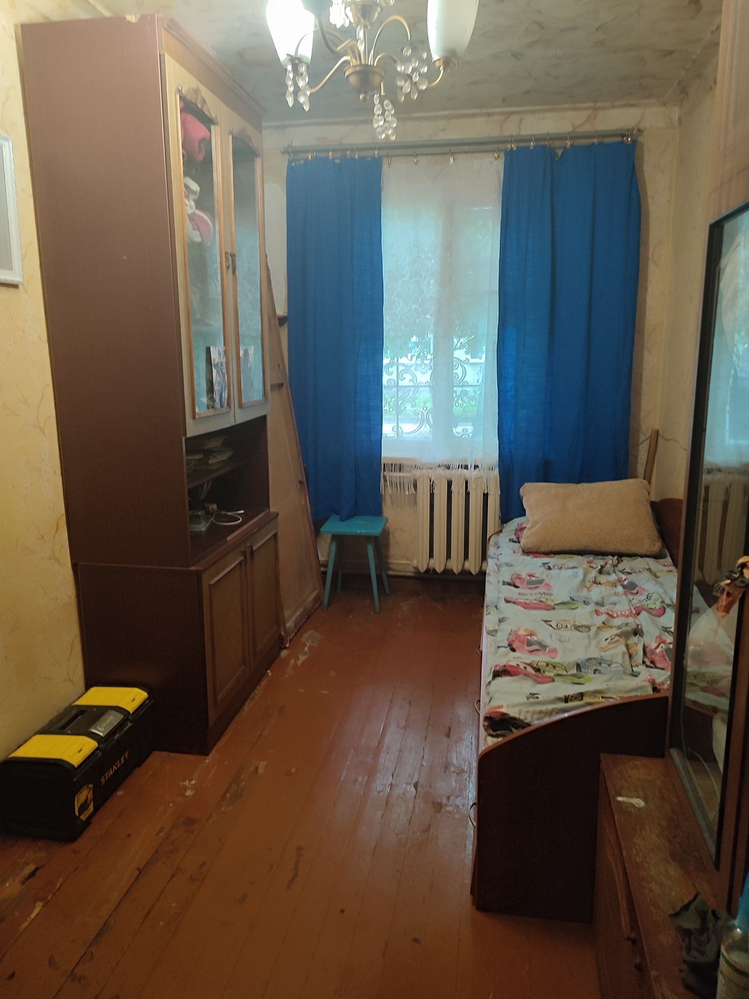 Продам квартиру на Молодіжному