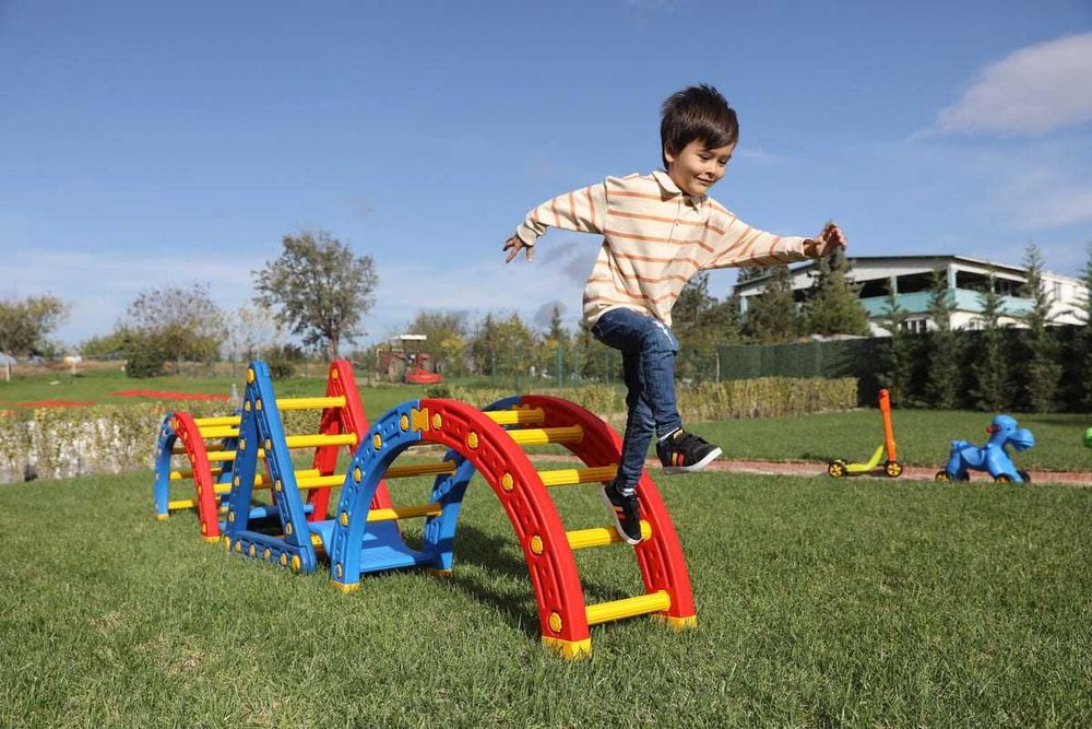 Plac zabaw do ogrodu King Trójkąt wspinaczkowy Bujak plastikowy