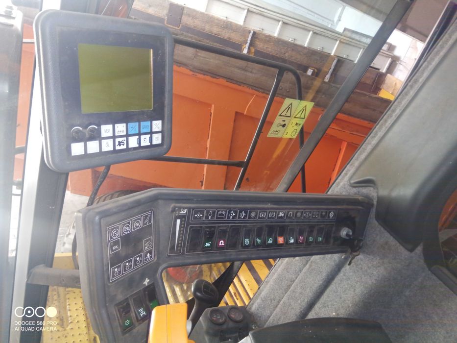 sieczkarnia NEW HOLLAND FX375