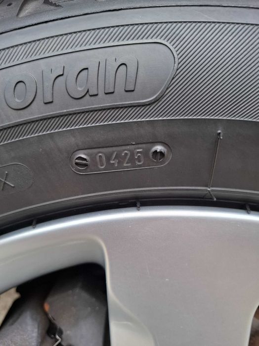 Felgi z oponami VOLVO OE XC70 XC60 17"