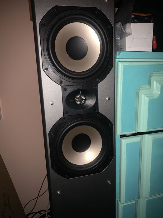 Акустика , колонки ultimate stage 3 х полосна , 100 вт 8 ом