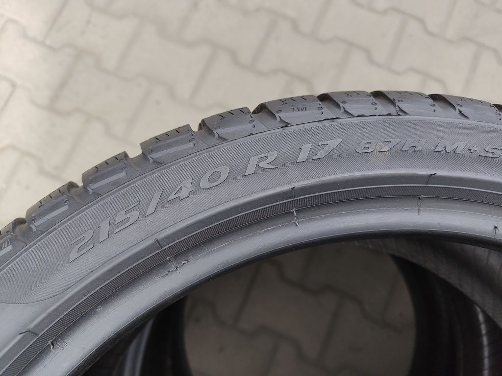 205/40/17 Pirelli Sottozero 3