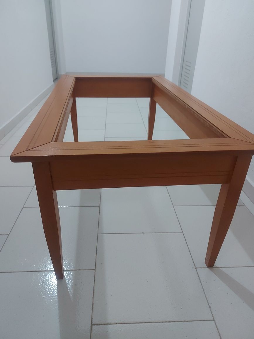 Mesas de.apoio em cerejeira