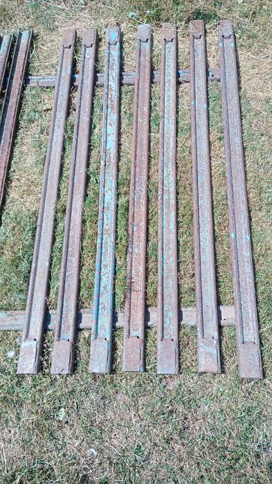 Sprzedam adapter,lancuchy i inne czesci do rozrzutnika!