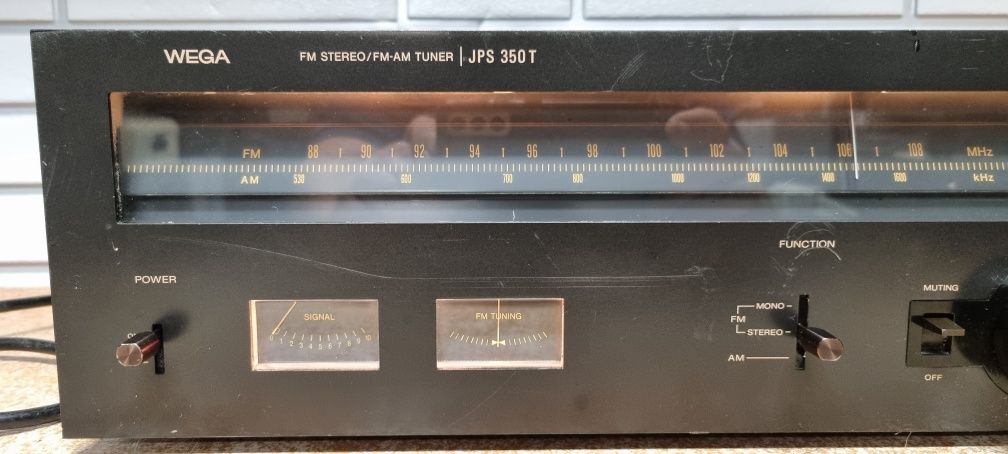 Tuner radiowy SONY WEGA JPS 350T .Japan