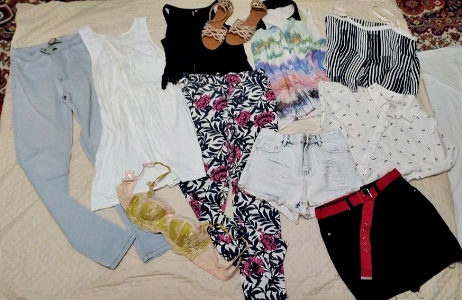Большой пакет одежды на девушку размер S (42-44)