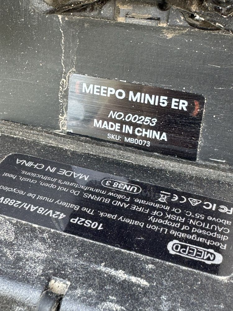 Deskorolka elektryczna Meepo Mini5 ER powiększona bateria