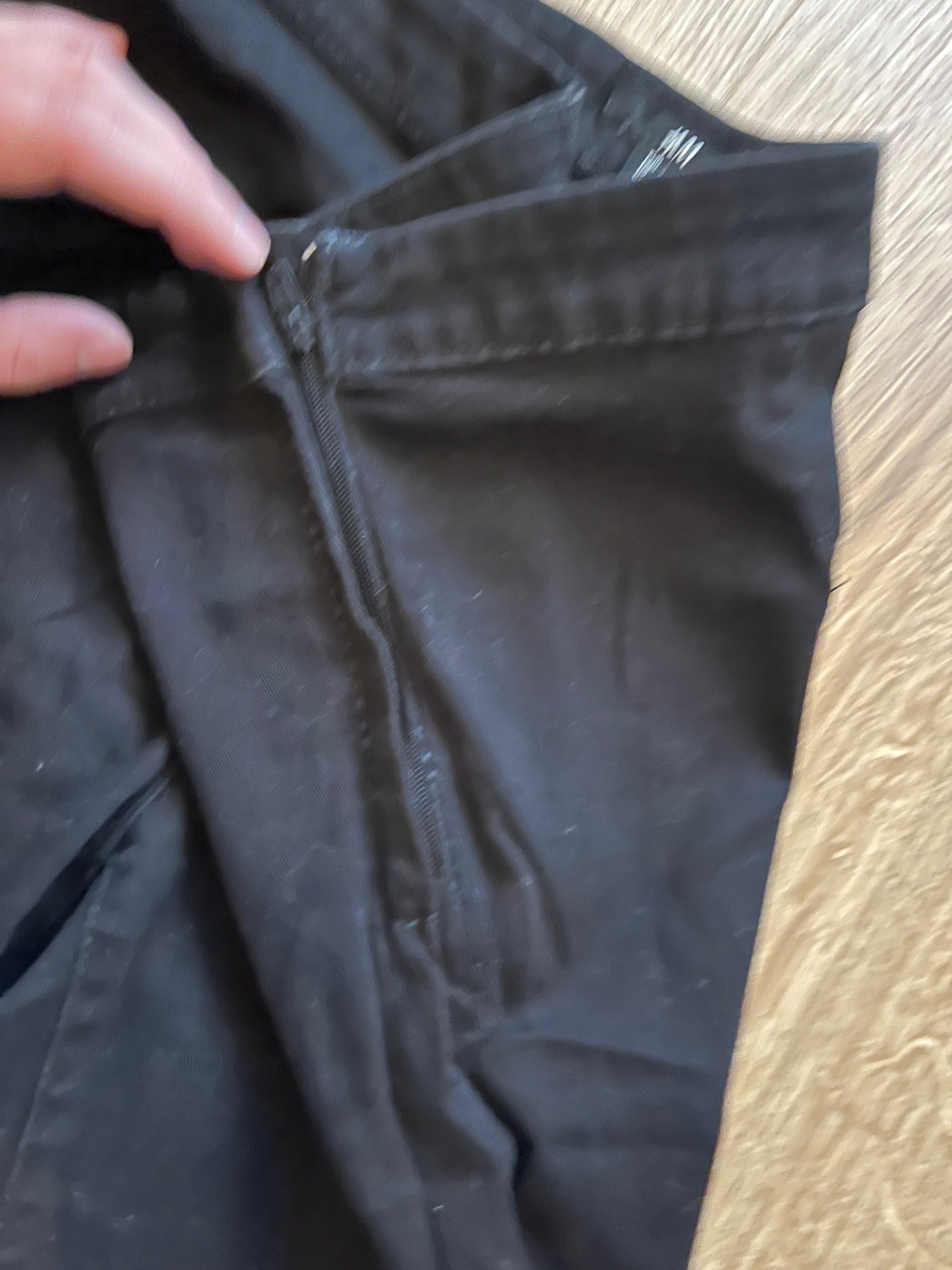 H&M  czarne spodnie rozmiar 40