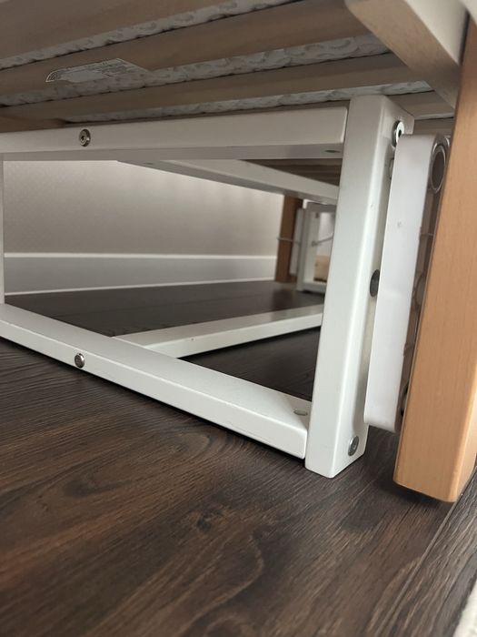 Ліжечко дитяче, на маятнику