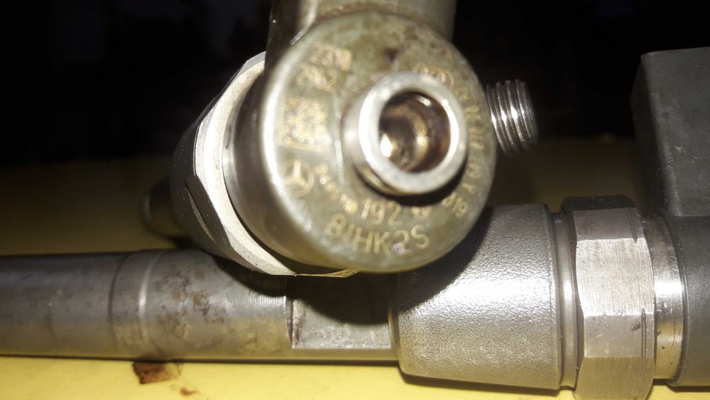 Форсунки 0445110192 A6470700087 MERCEDES VITO VIANO  2.2