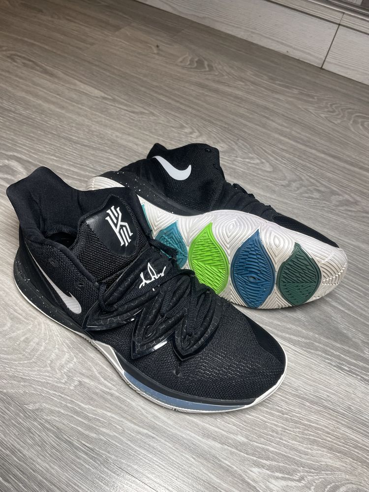 Nike Kyrie 5 (баскетбольные)