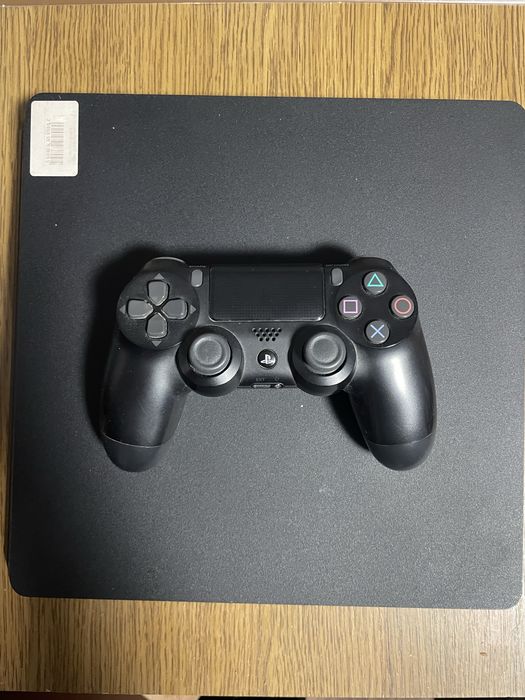 PlayStation 4 slim