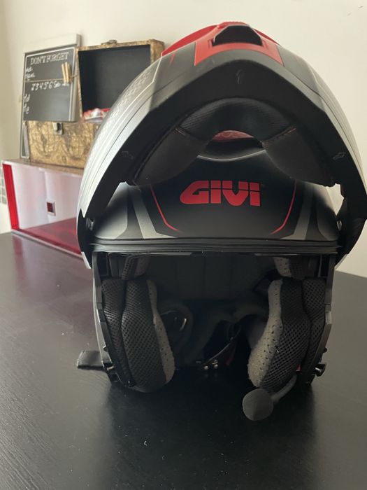Capacete mota GIVI