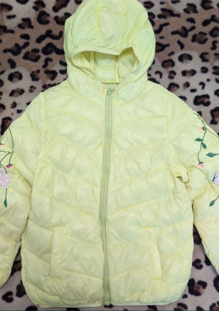 Дитяча легка курточка на дівчинку на весняно-осінній сезон