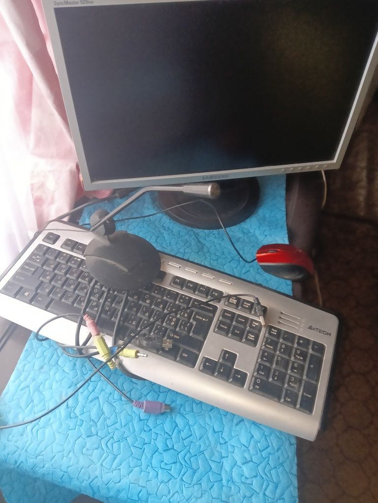 Комп'ютер 4 ядра ссд 128 видюха 2гб ram 8