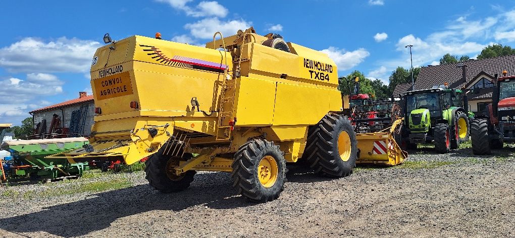 New holland tx 64 PLUS Kombajn zbożowy Massey 38 tx34