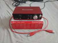 interfejs audio Focusrite Scarlett 2i2 2gen