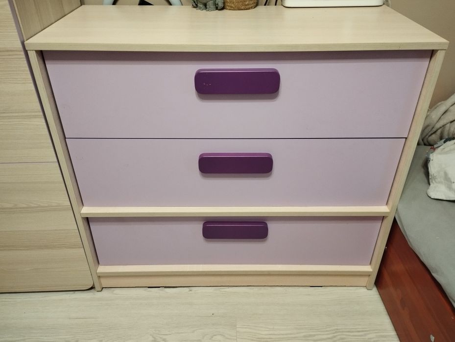 Zestaw mebli młodzieżowych