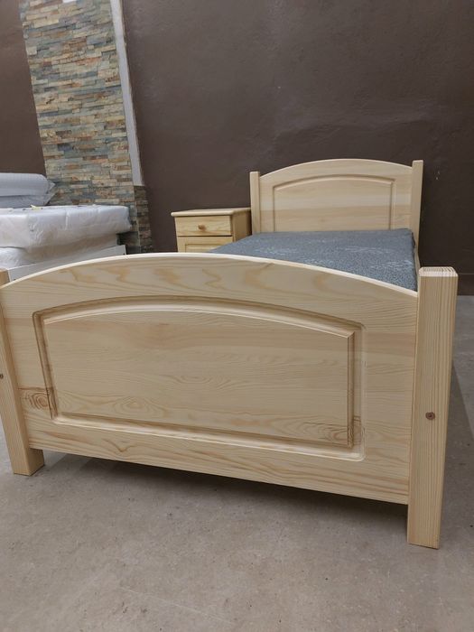 Łóżko drewniane lakierowane 90x200 140x200