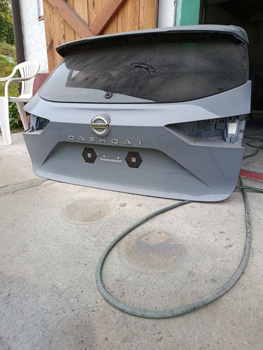 Tylna klapa Qashqai j12