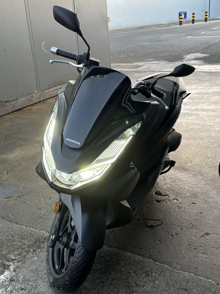 Honda PCX 125 Como Nova