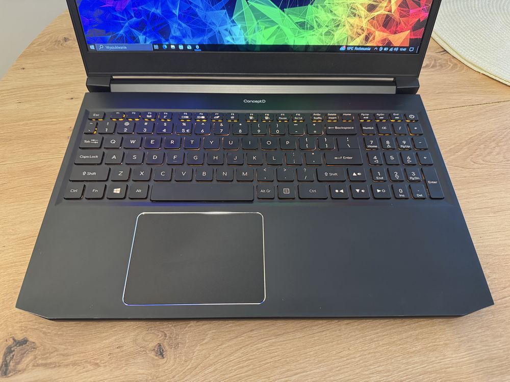 Laptop Acer Nitro ConceptD 7 Intel I7-9750H/Nvidia/256Gb ssd/8GB RAM