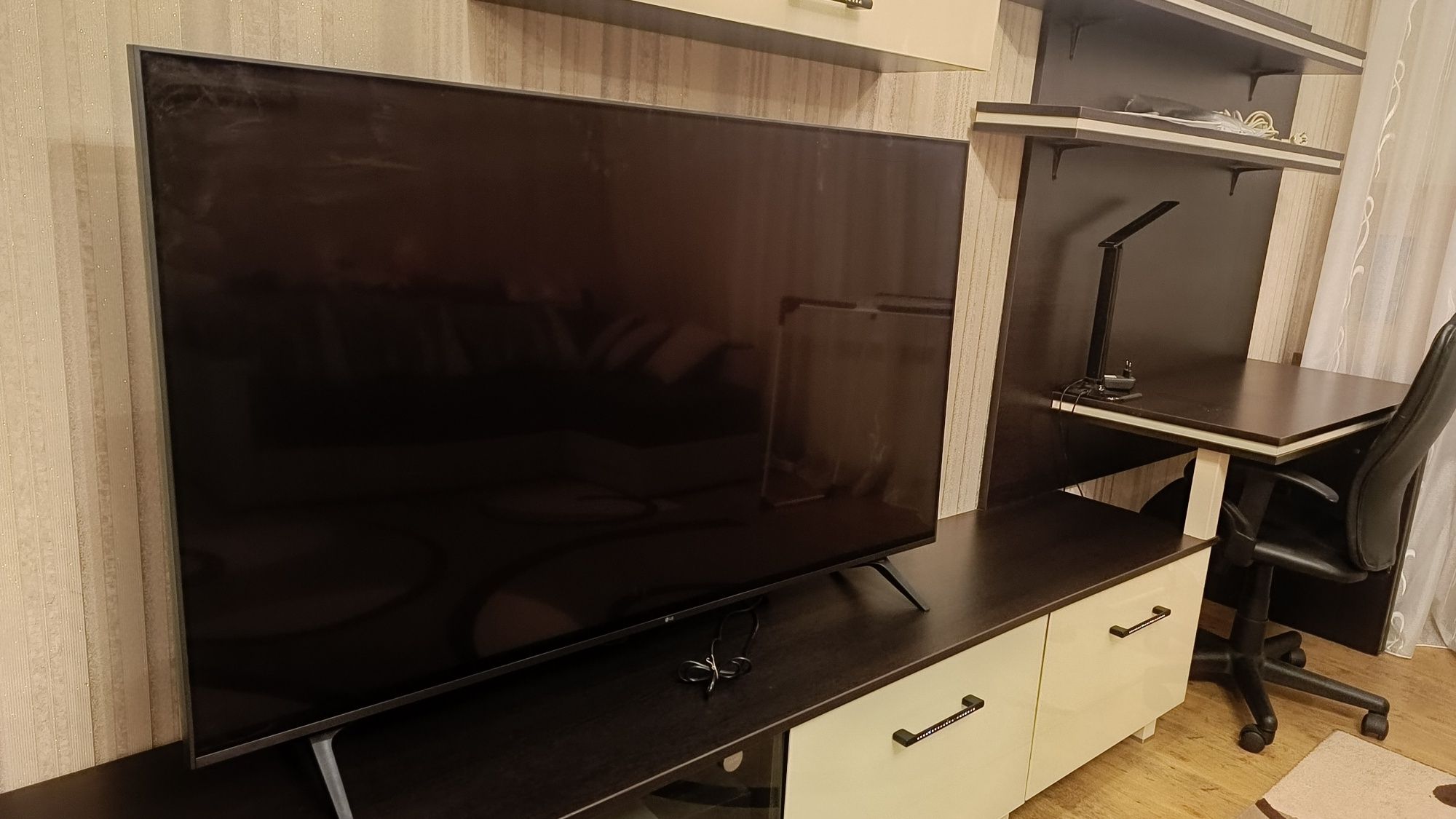 Телевізор LG 55UP77006LB