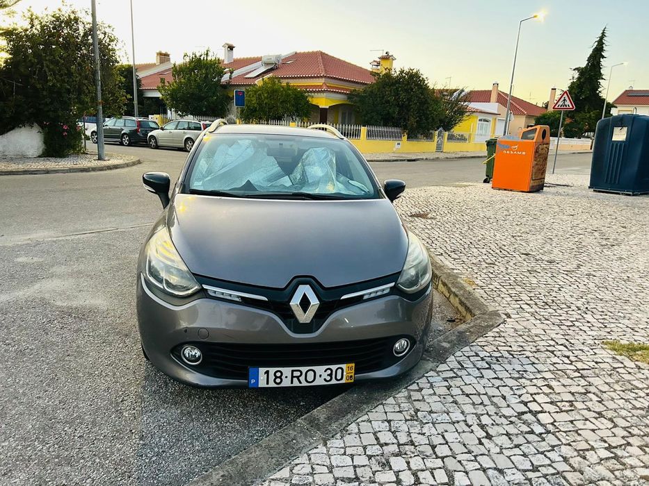 Carrinha Renault clio com poucos km