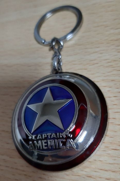 Porta-Chaves "Captain America" em Metal