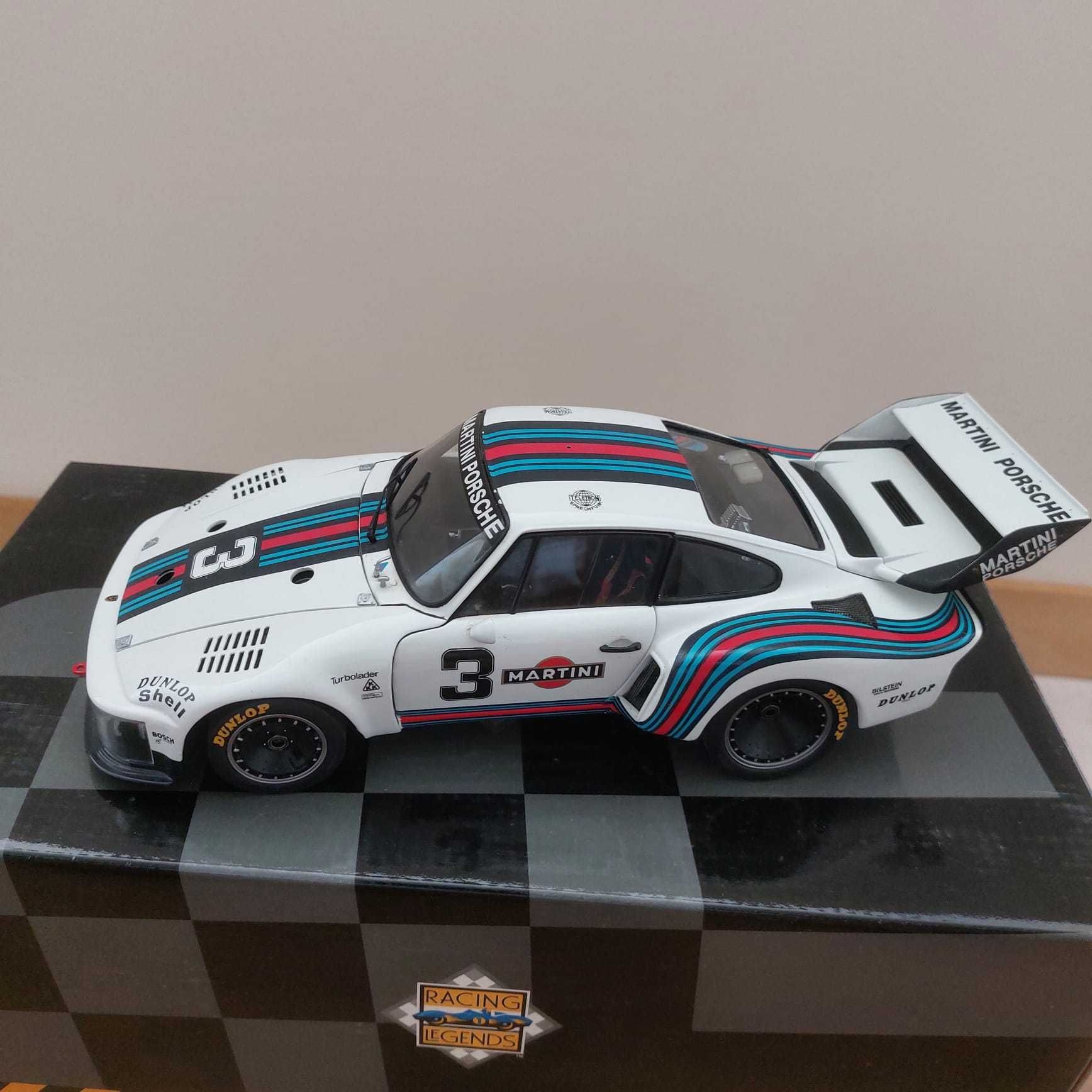Miniatura Porsche 935 Turbo #3 Martini Racing 6H Dijon 1976 EXOTO 1:18