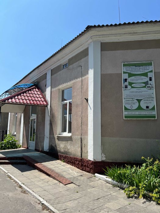 Нежитлова будівля 219 м2, Радивилів, вул. Почаївська 30