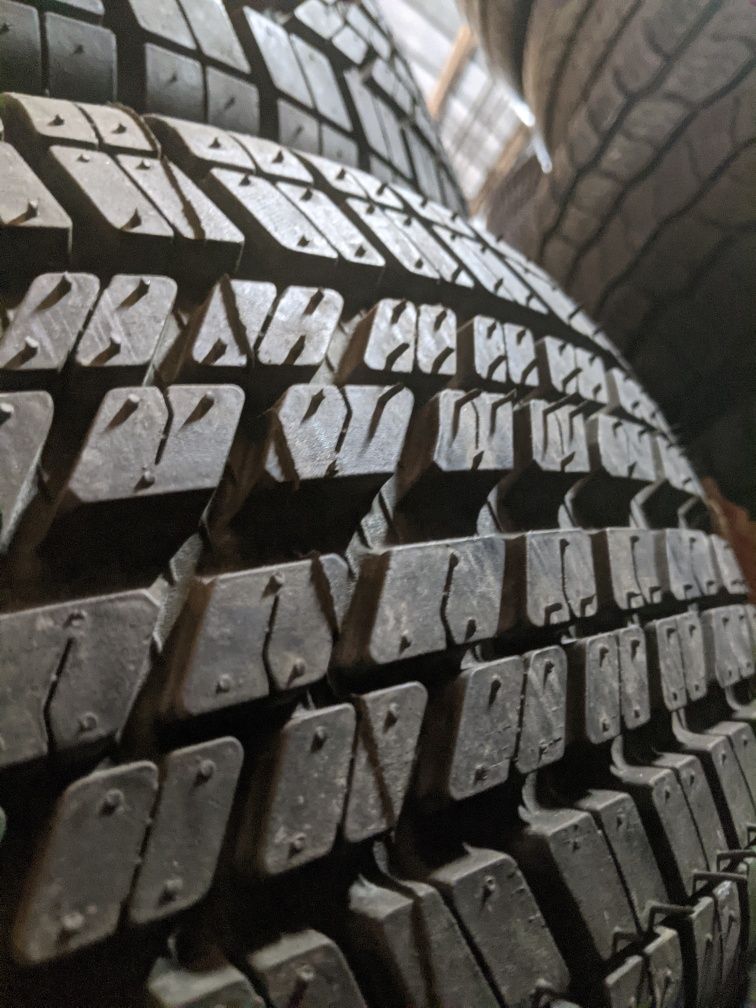 255/70R15 General H/T пара