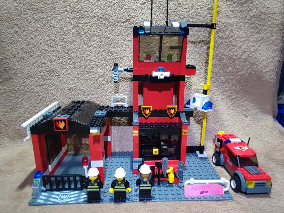 LEGO® 7240 City - Remiza