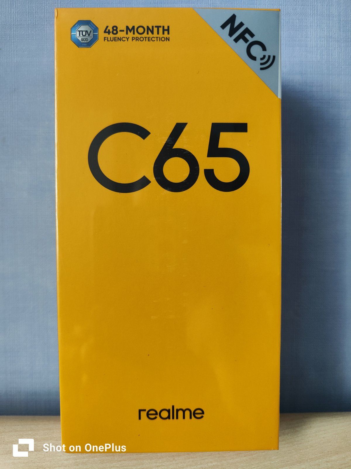 Смартфон Realme C65