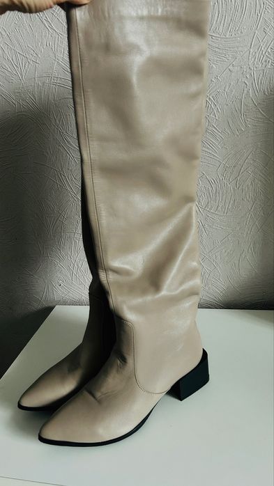 Чоботи на байці 40 р