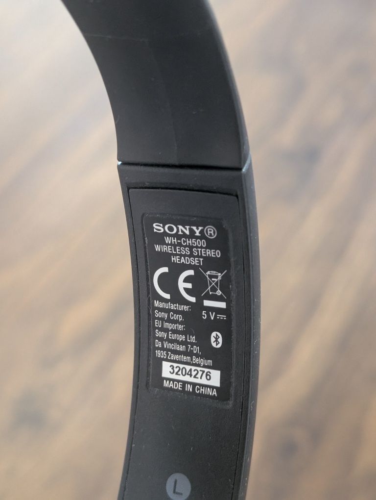 Nauszne słuchawki bezprzewodowe Sony WH-CH500