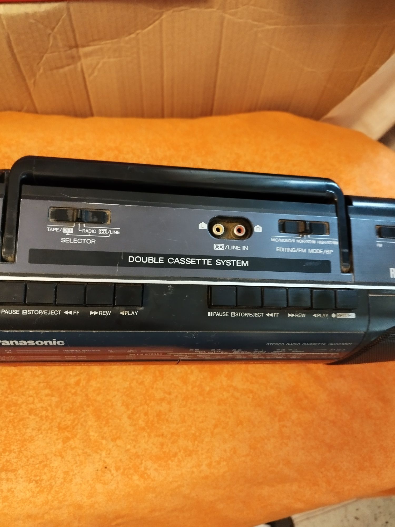 Radio Panasonic FT 500