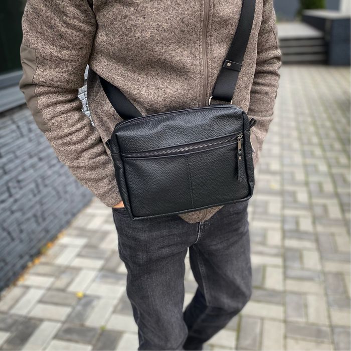 Шкіряна сумка чоловіча Натуральна шкіра чорна через плече CoreBag
