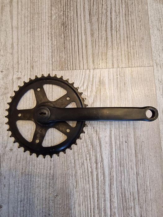 Korby rowerowe mechanizm korbowy do roweru na kwadrat